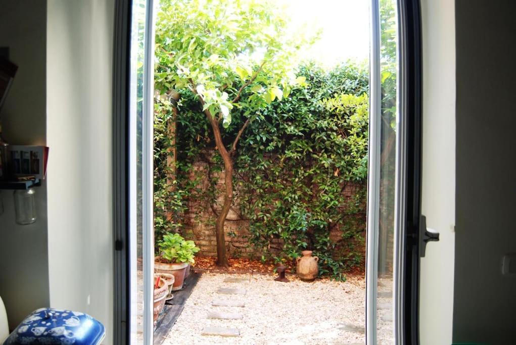 Two-Room Apt. Under The Aqueduct'S Arch In Pigneto Rome Exterior photo